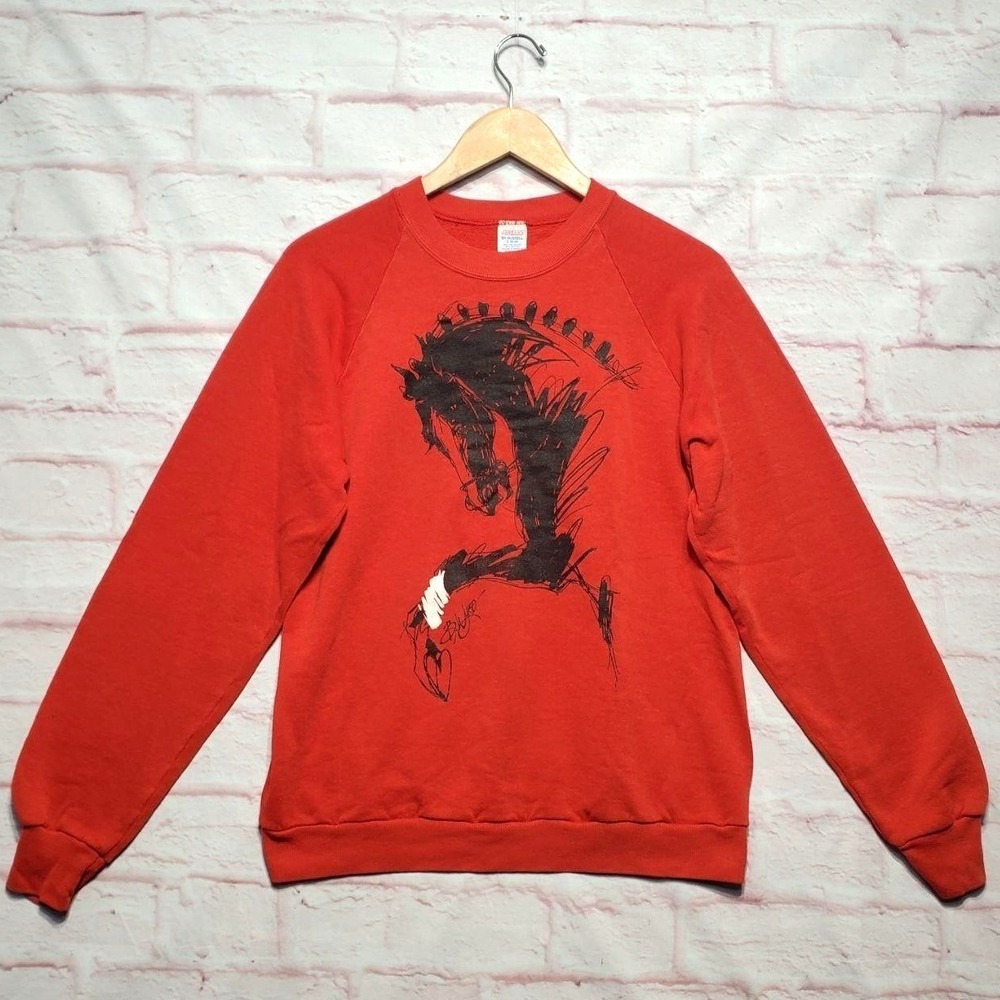 Vintage 80s Jerzees by Russell Horse Art Sweatshirt Large L Red‎ Wyko Raglan USA